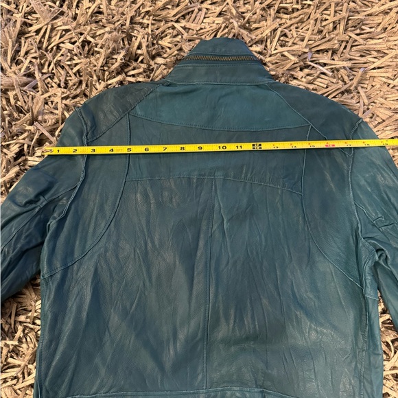 Leather jacket - Picture 9 of 15